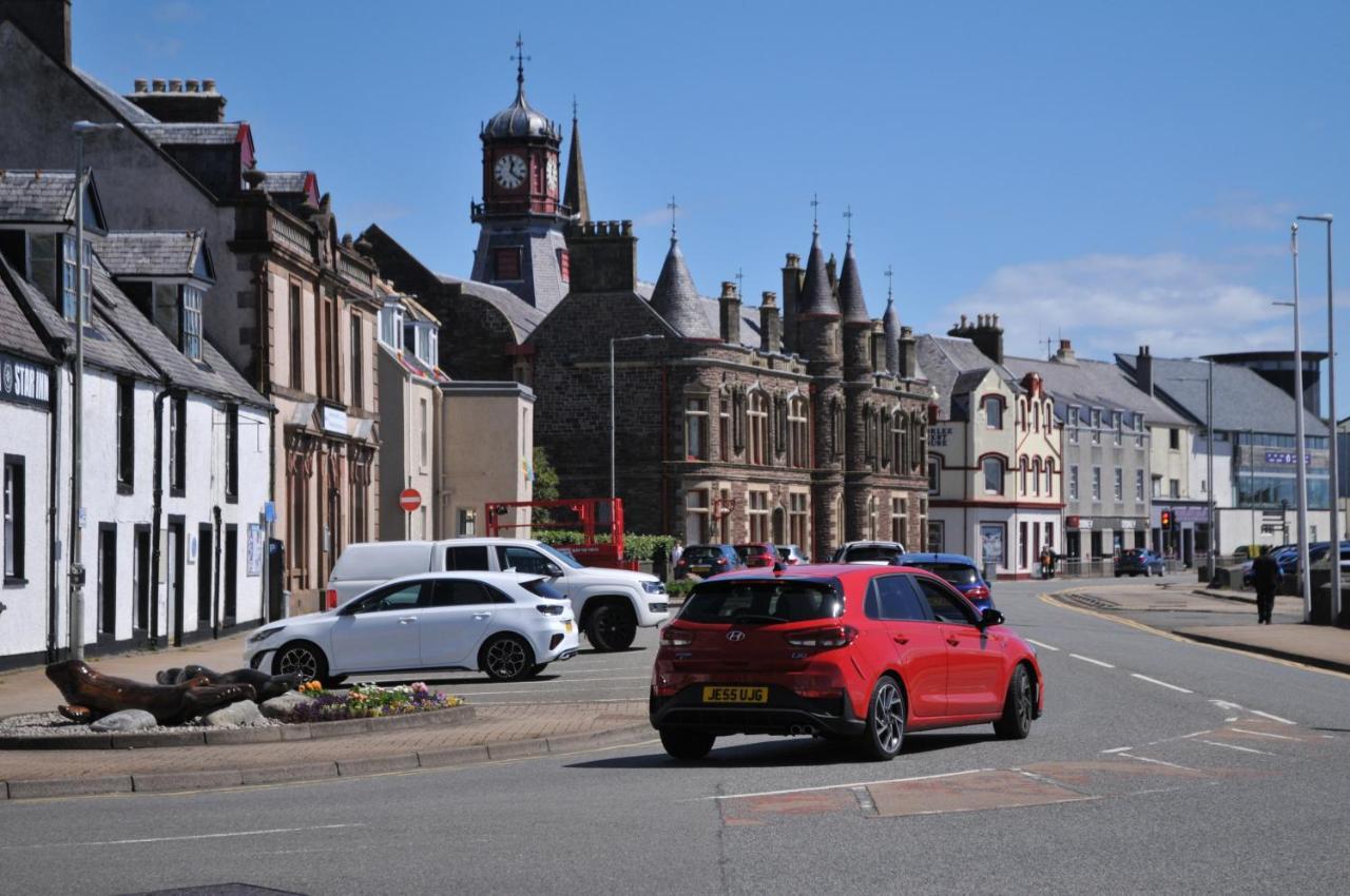 No5 Esplanade Court, Stornoway Town Centre Apartment Exterior photo