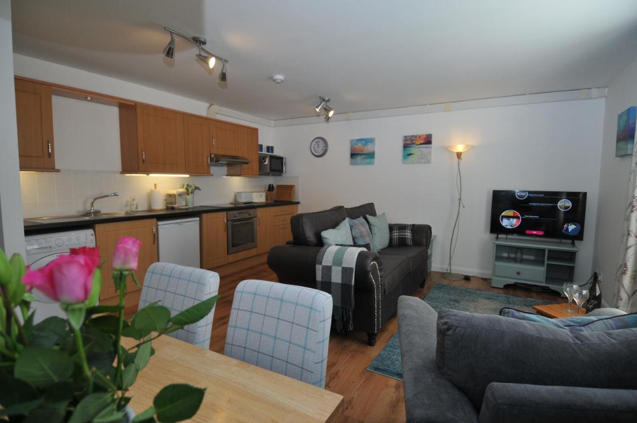 No5 Esplanade Court, Stornoway Town Centre Apartment Exterior photo